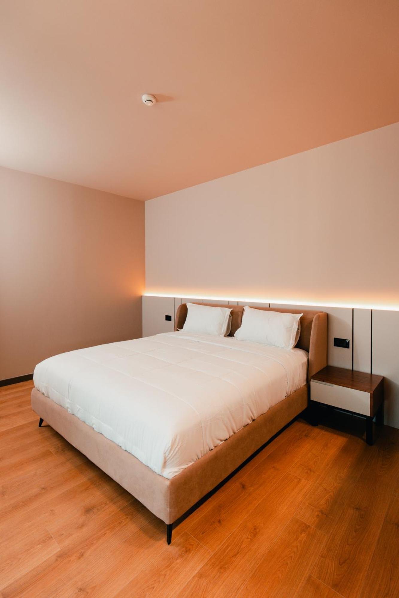 Royal G Deluxe Hotel Škalngur Kültér fotó