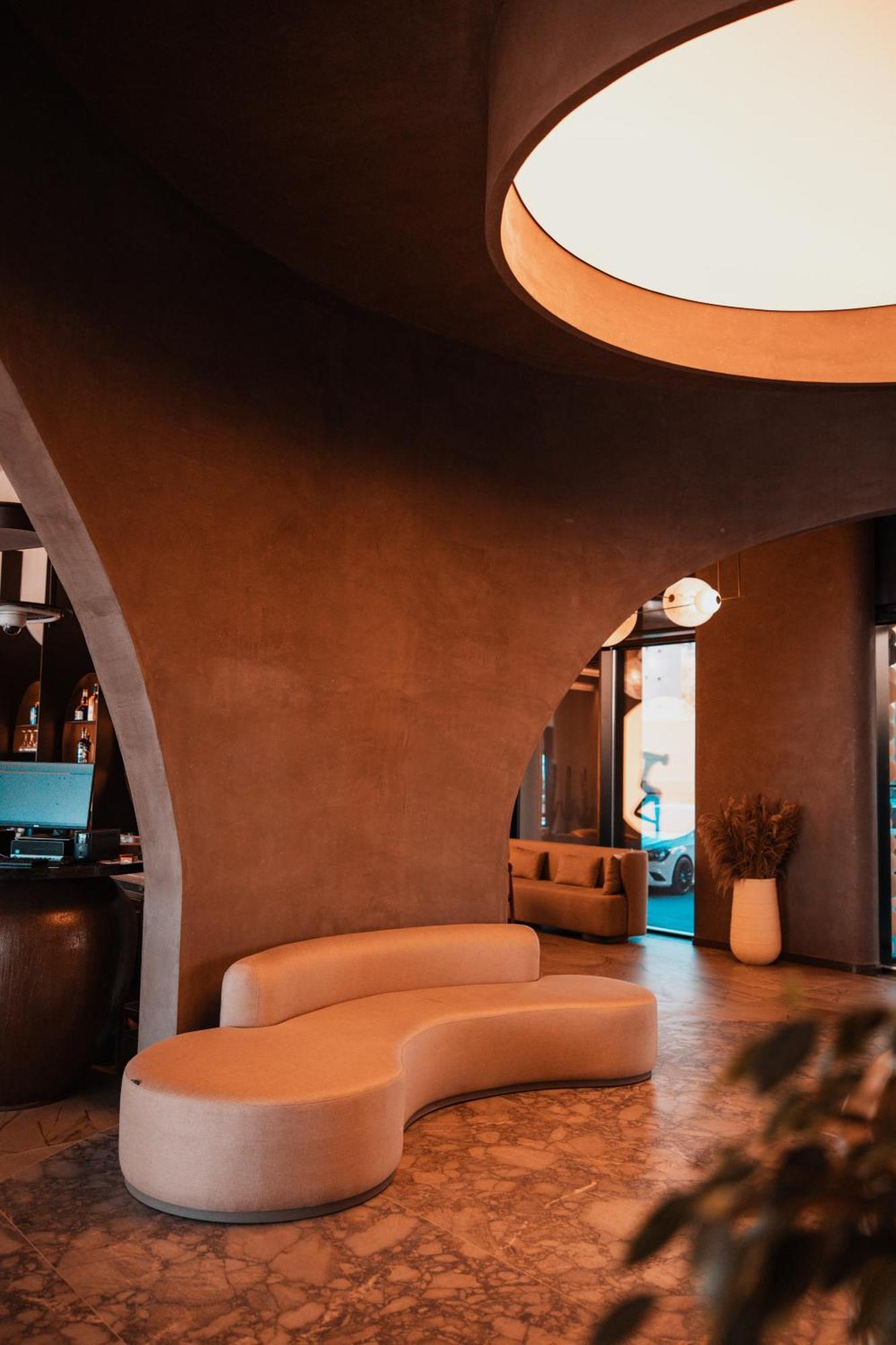 Royal G Deluxe Hotel Škalngur Kültér fotó