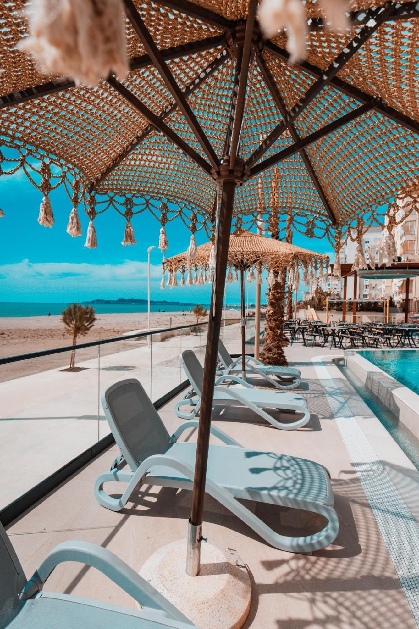 Royal G Deluxe Hotel Škalngur Kültér fotó
