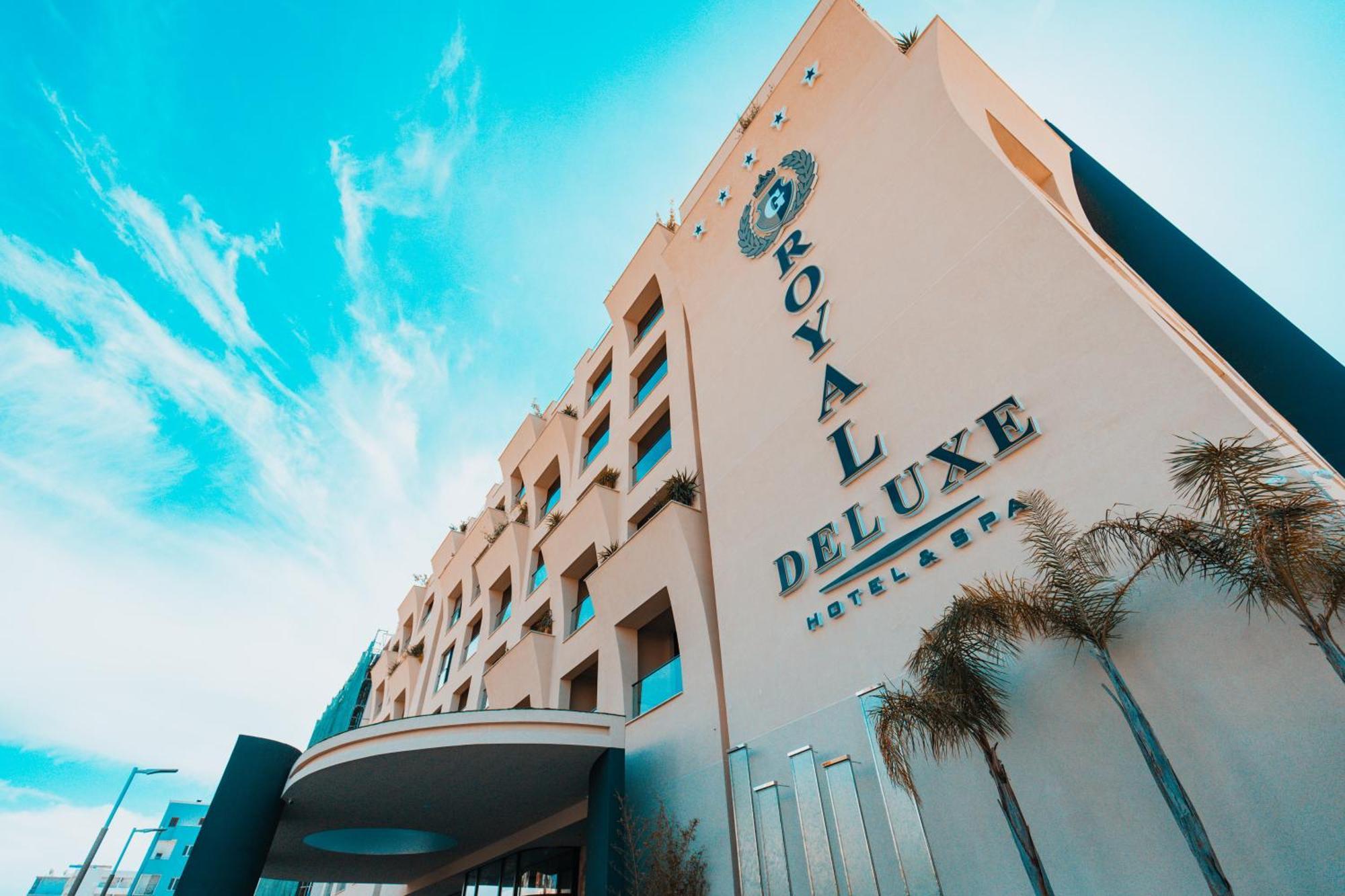 Royal G Deluxe Hotel Škalngur Kültér fotó