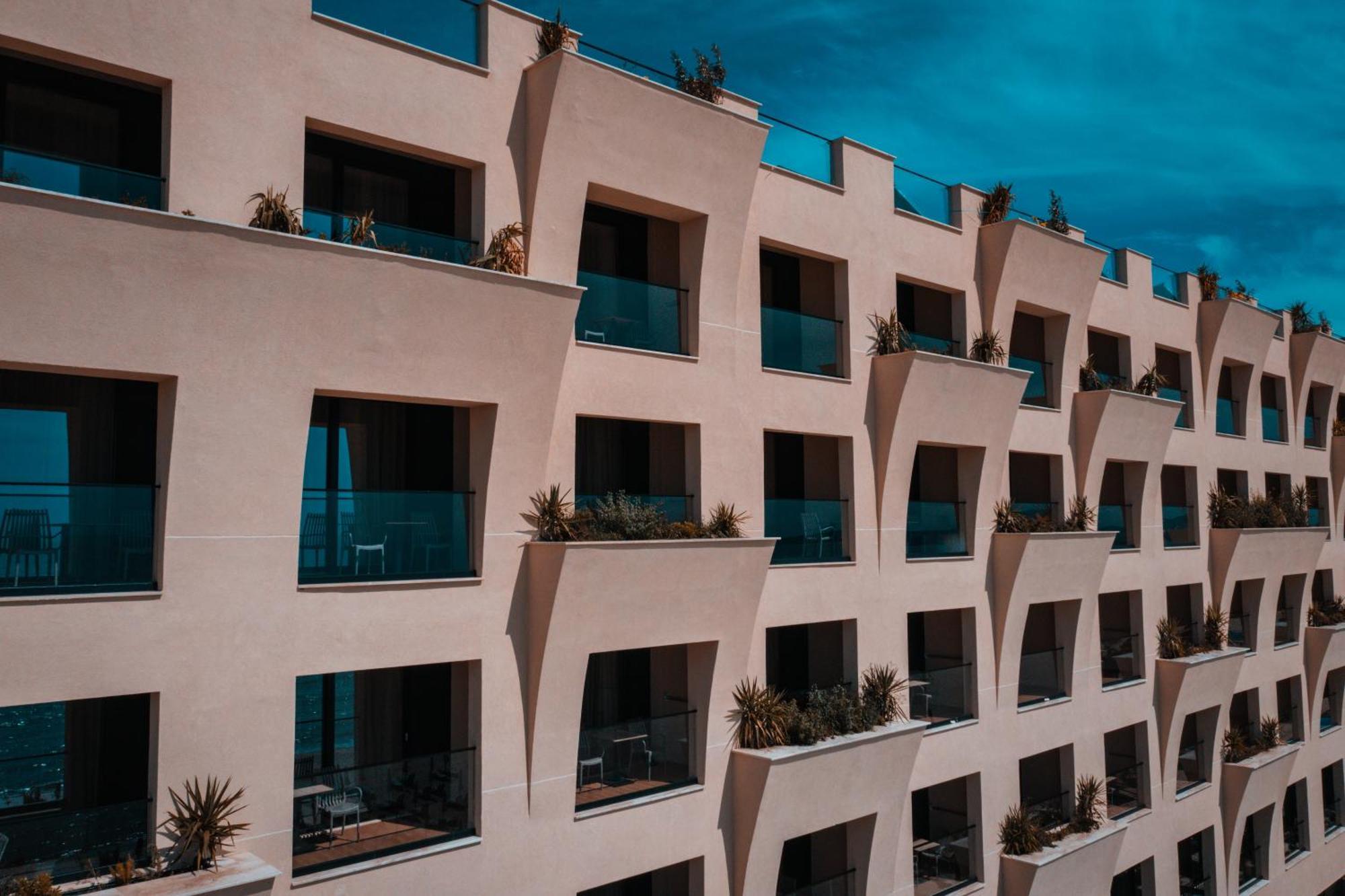 Royal G Deluxe Hotel Škalngur Kültér fotó