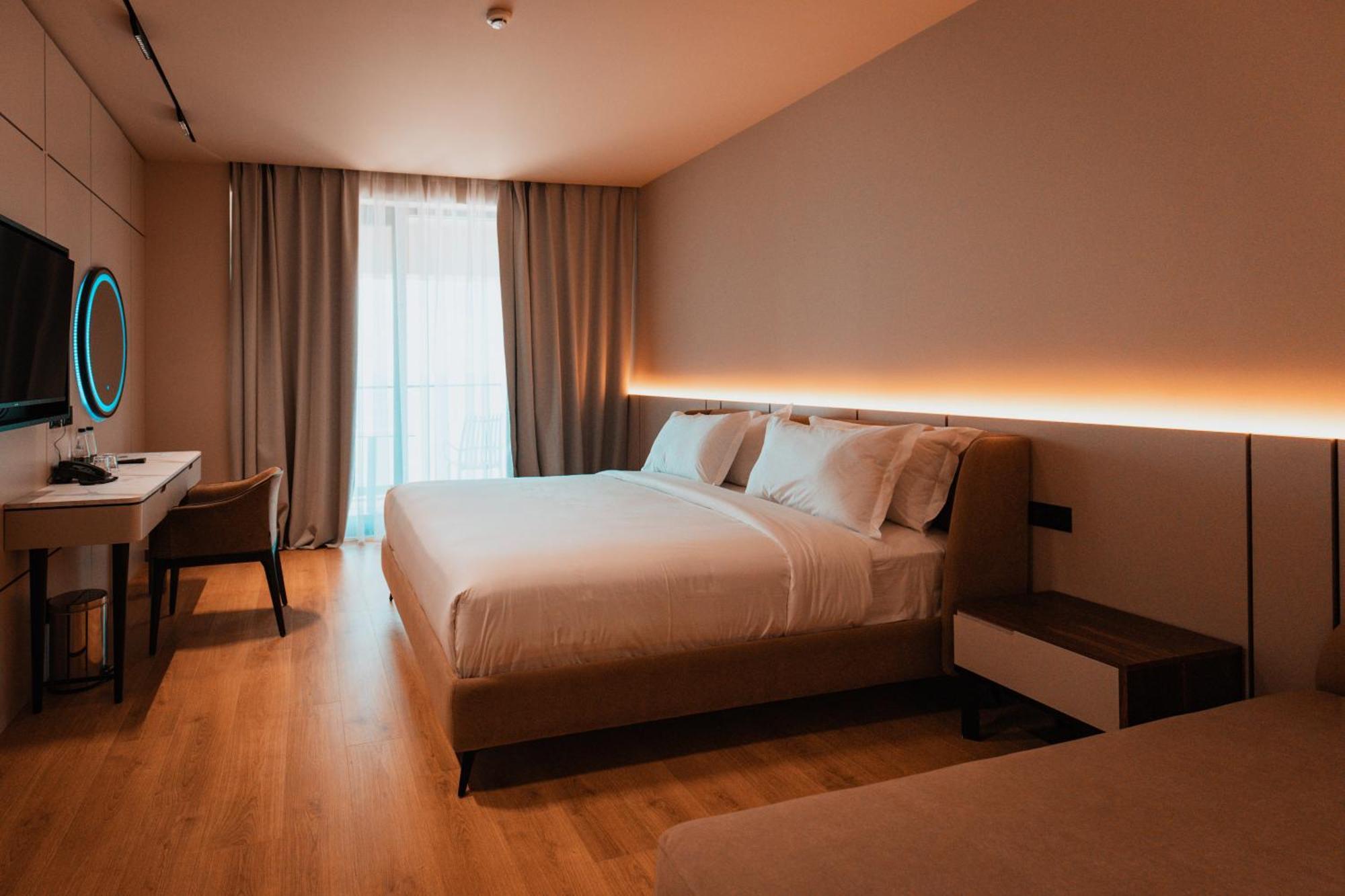 Royal G Deluxe Hotel Škalngur Kültér fotó
