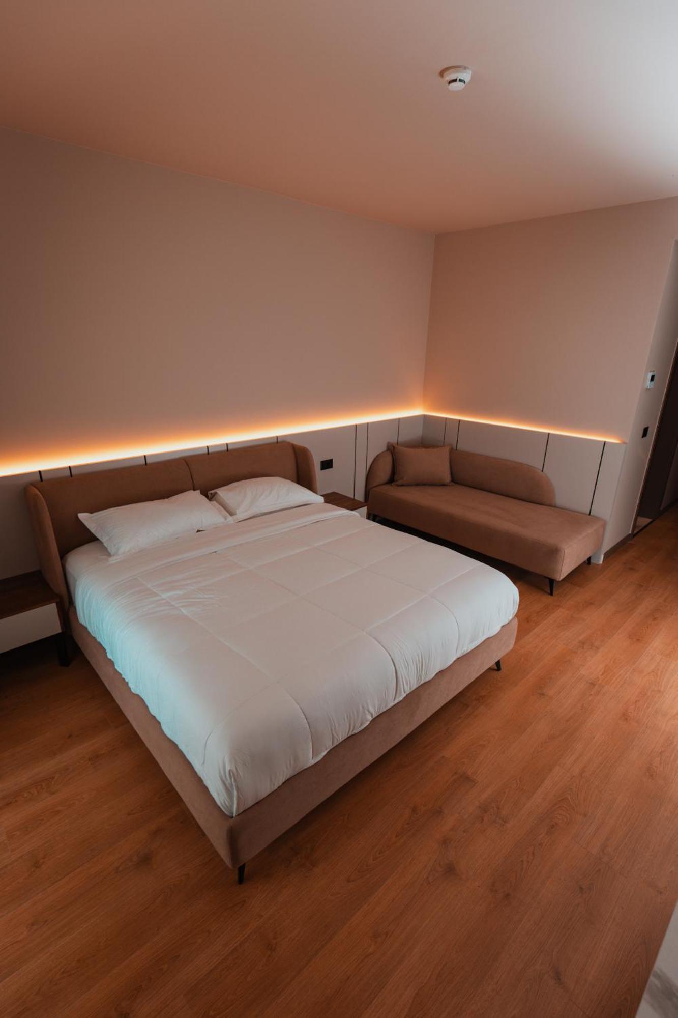 Royal G Deluxe Hotel Škalngur Kültér fotó