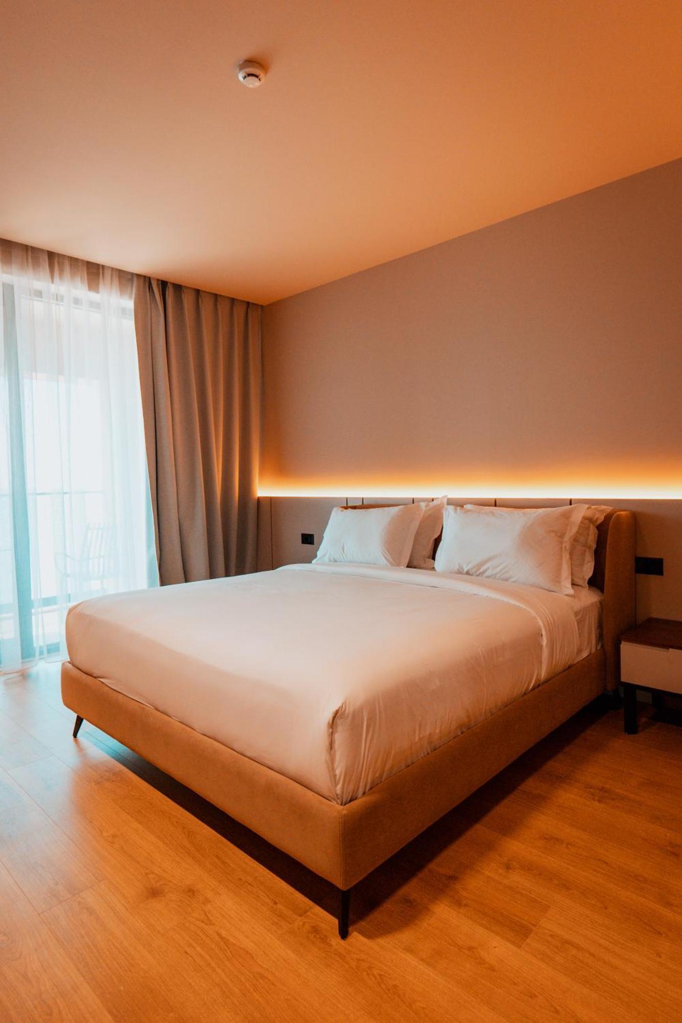 Royal G Deluxe Hotel Škalngur Kültér fotó