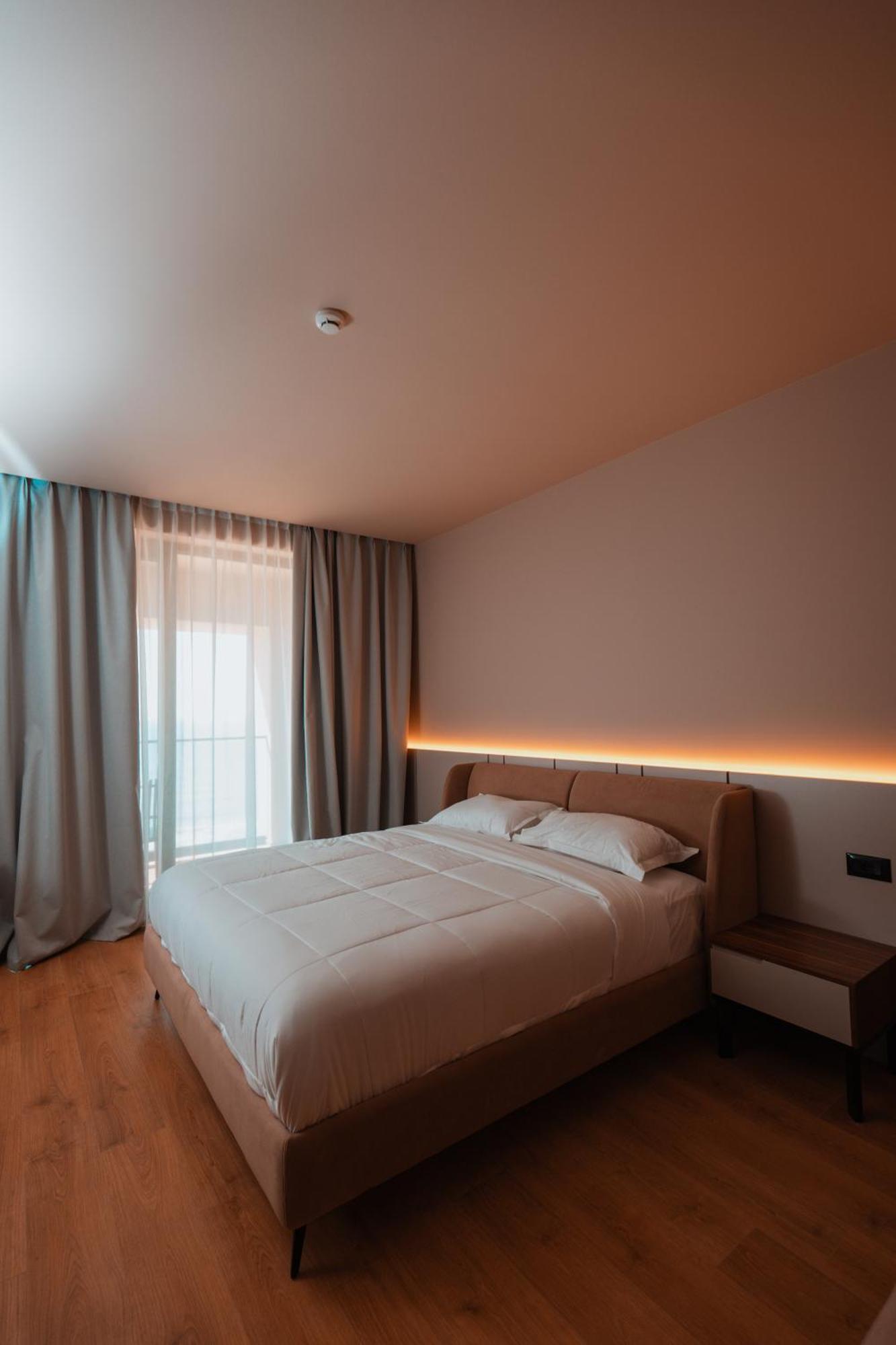 Royal G Deluxe Hotel Škalngur Kültér fotó
