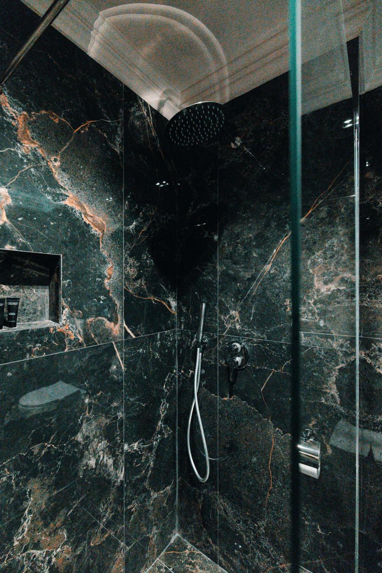 Royal G Deluxe Hotel Škalngur Kültér fotó